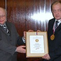 Директор “Арктос” награжден медалью.